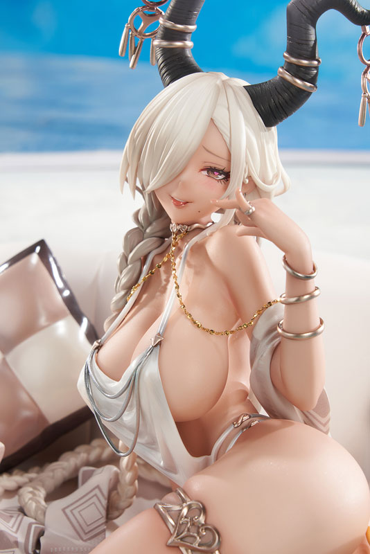 PREORDINE 01/2026 Azur Lane Owari Shimmering Forsythia Ver. 17 cm Statue 1/7 (PREORDINE NON CANCELLABILE)
