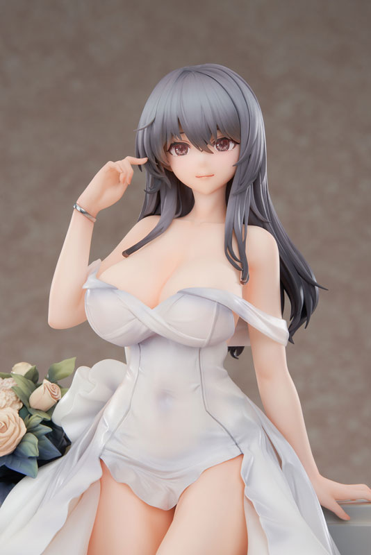 PREORDINE+ 12/2025 Azur Lane Charybdis Brilliant Belle Ver. 27 cm Statue 1/7