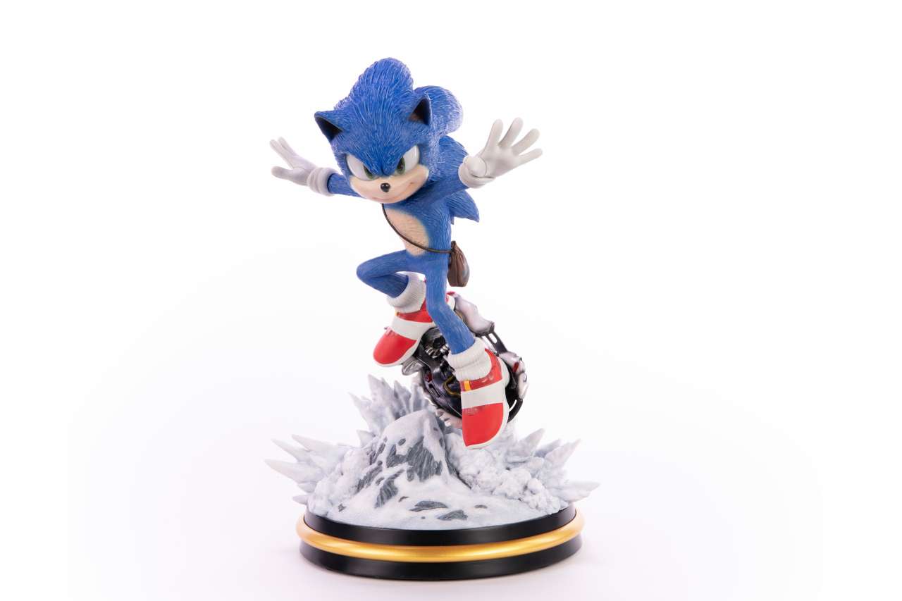 PREORDINE CHIUSO 03/2025 Sonic the Hedgehog 2 Sonic Mountain Chase Resin Statue 34 cm (PREORDINE NON CANCELLABILE)