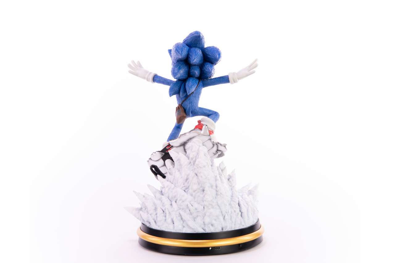 PREORDINE CHIUSO 03/2025 Sonic the Hedgehog 2 Sonic Mountain Chase Resin Statue 34 cm (PREORDINE NON CANCELLABILE)