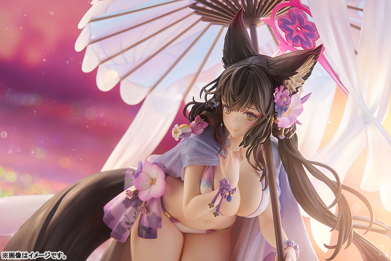 PREORDINE+ 11/2025 Blue Archive Wakamo (Swimsuit) 27 cm Statue 1/7