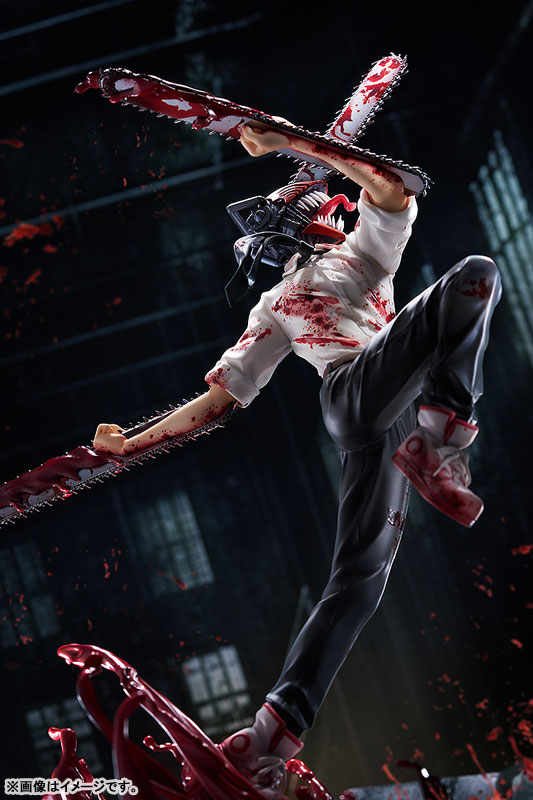 PREORDINE+ 11/2025 Chainsaw Man Statue 1/7 Chainsaw Man 30 cm