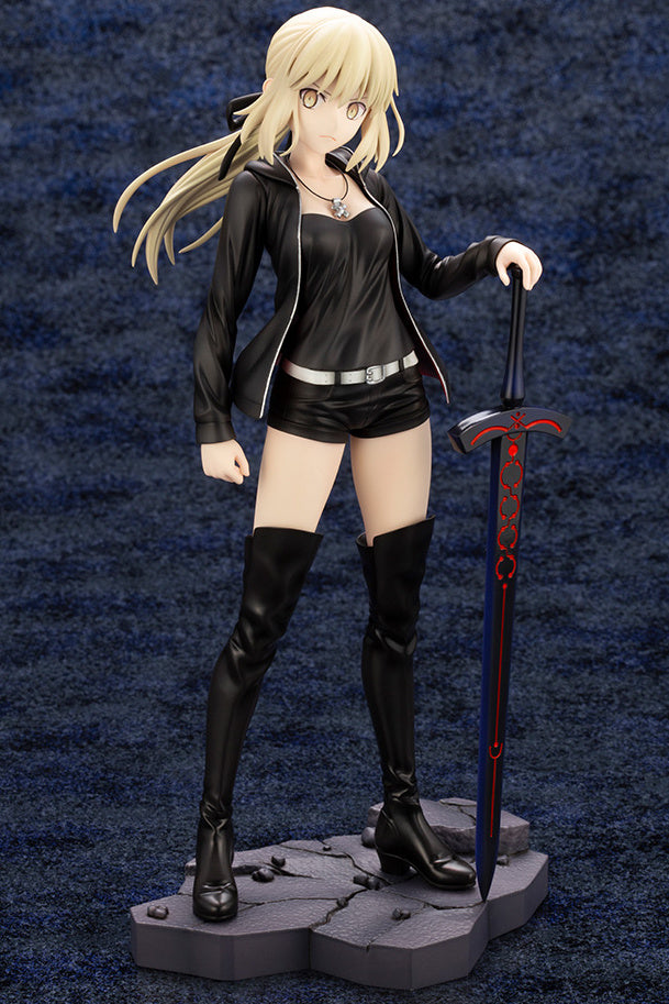 PREORDINE ESAURITO Fate/Grand Order PVC Statue 1/7 Saber/Altria Pendragon (Alter) Casual Ver. 24 cm