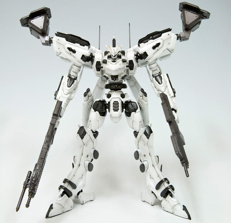 PREORDINE ESAURITO Armored Core LINEARK WHITE-GLINT 1/72 Model
