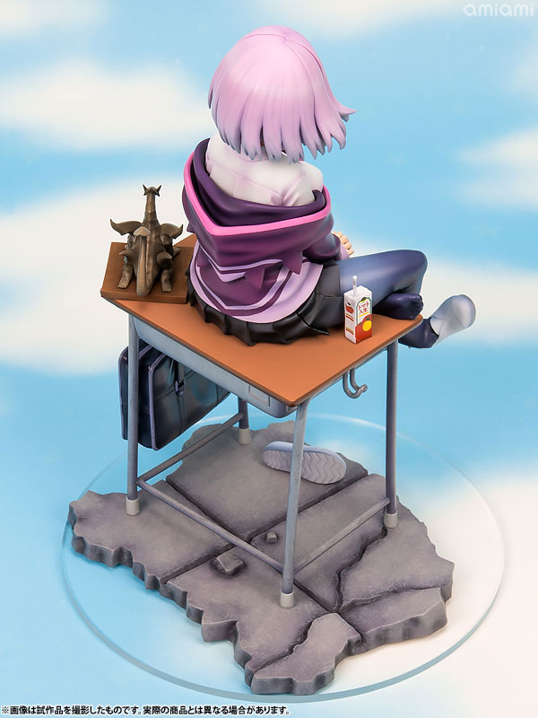 PREORDINE+ CHIUSO 06/2025 SSSS.Gridman Akane Shinjo 21 cm Statue 1/7