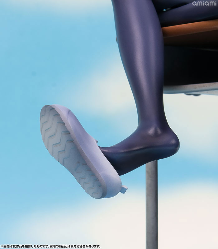 PREORDINE+ CHIUSO 06/2025 SSSS.Gridman Akane Shinjo 21 cm Statue 1/7