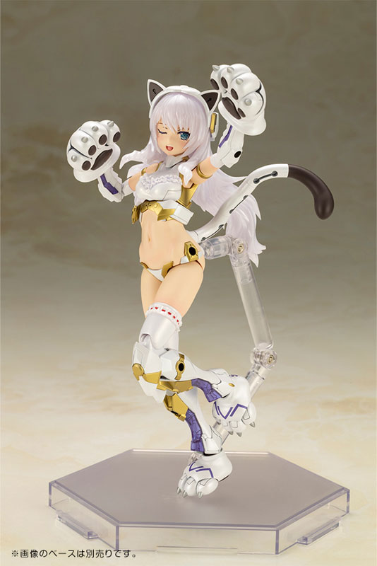 PREORDINE+ CHIUSO 09/2025 Frame Arms Girl Plastic Model Kit Durga I Cat Armor Version 16 cm