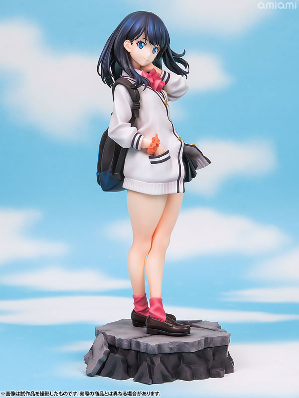 PREORDINE+ 08/2025 SSSS.Gridman Rikka Takarada 24 cm Statue 1/7