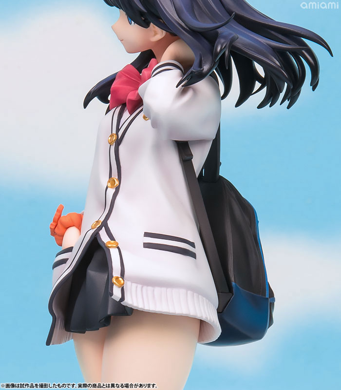PREORDINE+ 08/2025 SSSS.Gridman Rikka Takarada 24 cm Statue 1/7