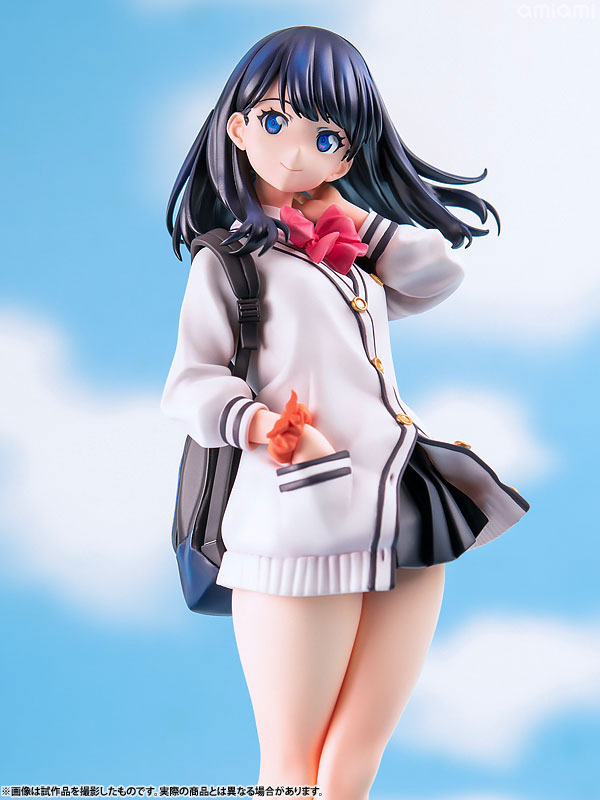 PREORDINE+ 08/2025 SSSS.Gridman Rikka Takarada 24 cm Statue 1/7
