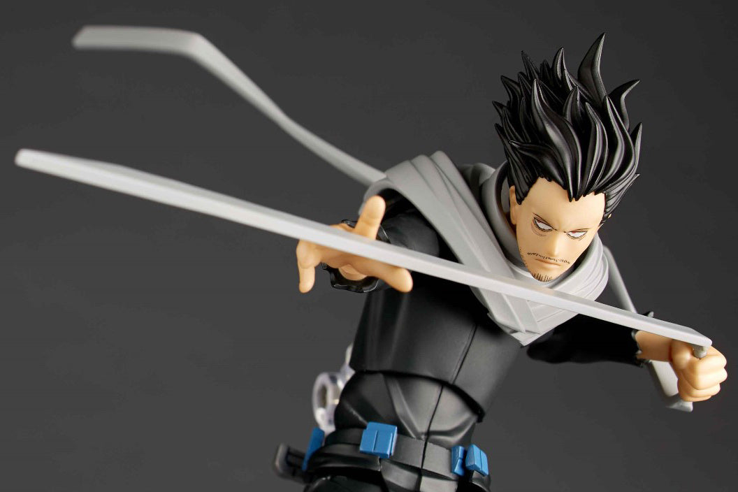 PREORDINE ESAURITO Revoltech Amazing Yamaguchi My Hero Academia - Shota Aizawa