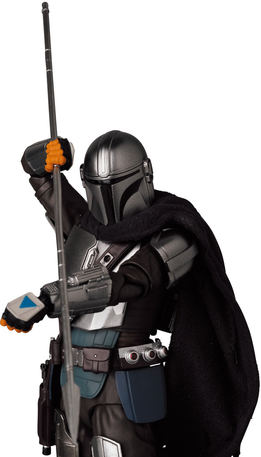 PREORDINE ESAURITO  MAFEX The Mandalorian Ver.2