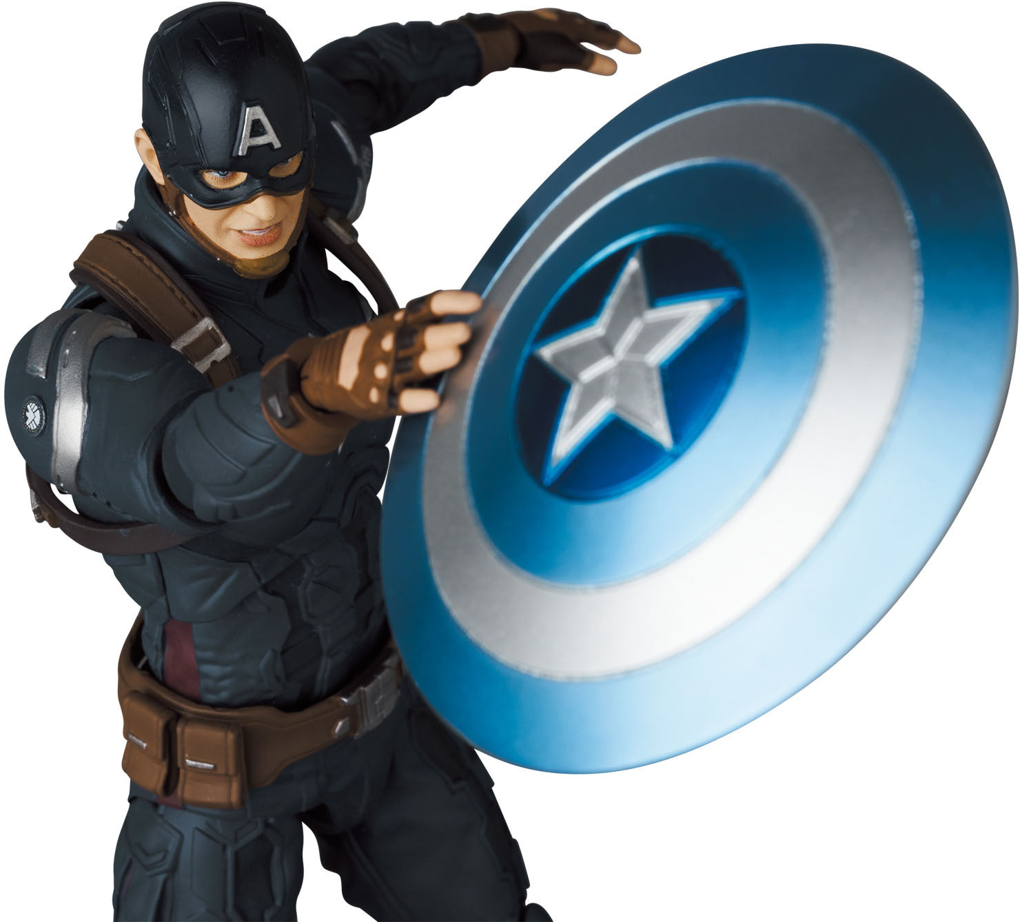 PREORDINE ESAURITO MAFEX Captain America (Stealth Suit)