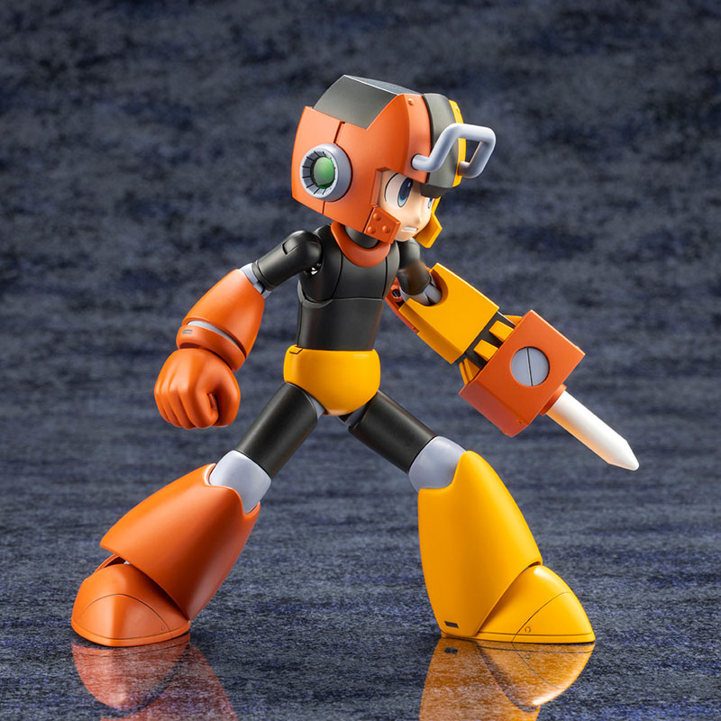 PREORDINE+ 07/2025 Mega Man Pile Drive Ver. Model