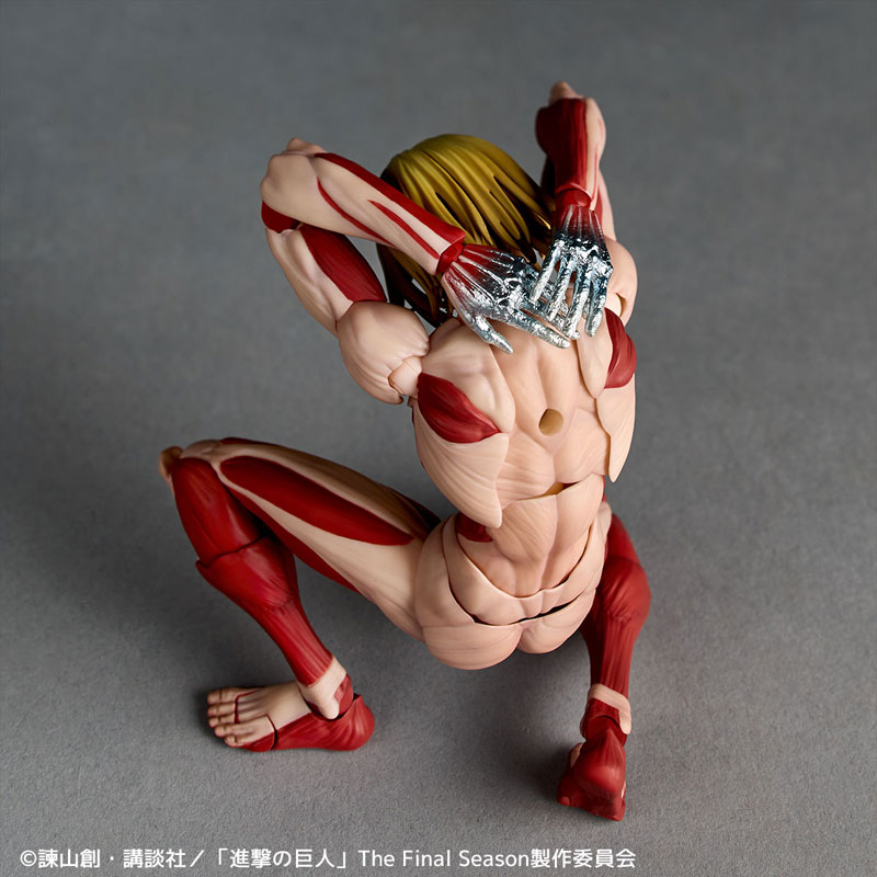 PREORDINE+ CHIUSO 09/2025 Amazing Yamaguchi Attack on Titan Female Titan (J)