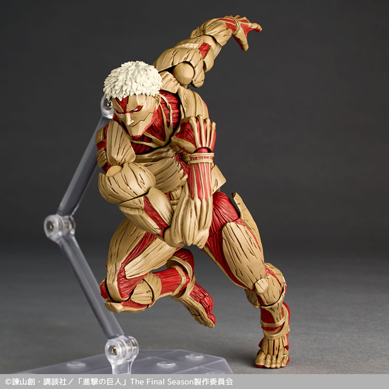 PREORDINE+ CHIUSO 09/2025 Amazing Yamaguchi Attack on Titan Armored Titan Action Figure