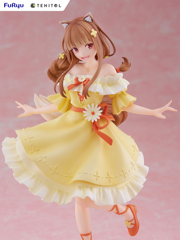 PREORDINE+ 09/2025 Spice and Wolf Tenitol Figure Holo 23 cm