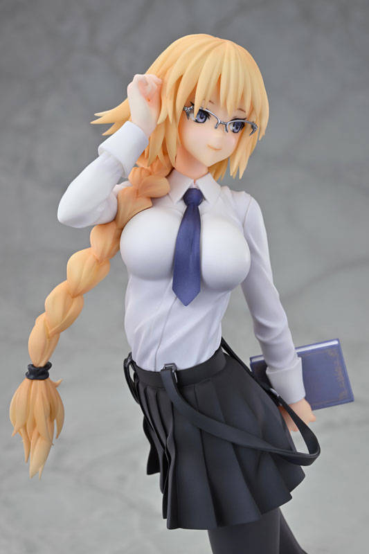 PREORDINE+ 08/2025 Fate/Apocrypha Ruler (Jeanne d'Arc) Original Glasses Model Ver. 23 cm Statue 1/7