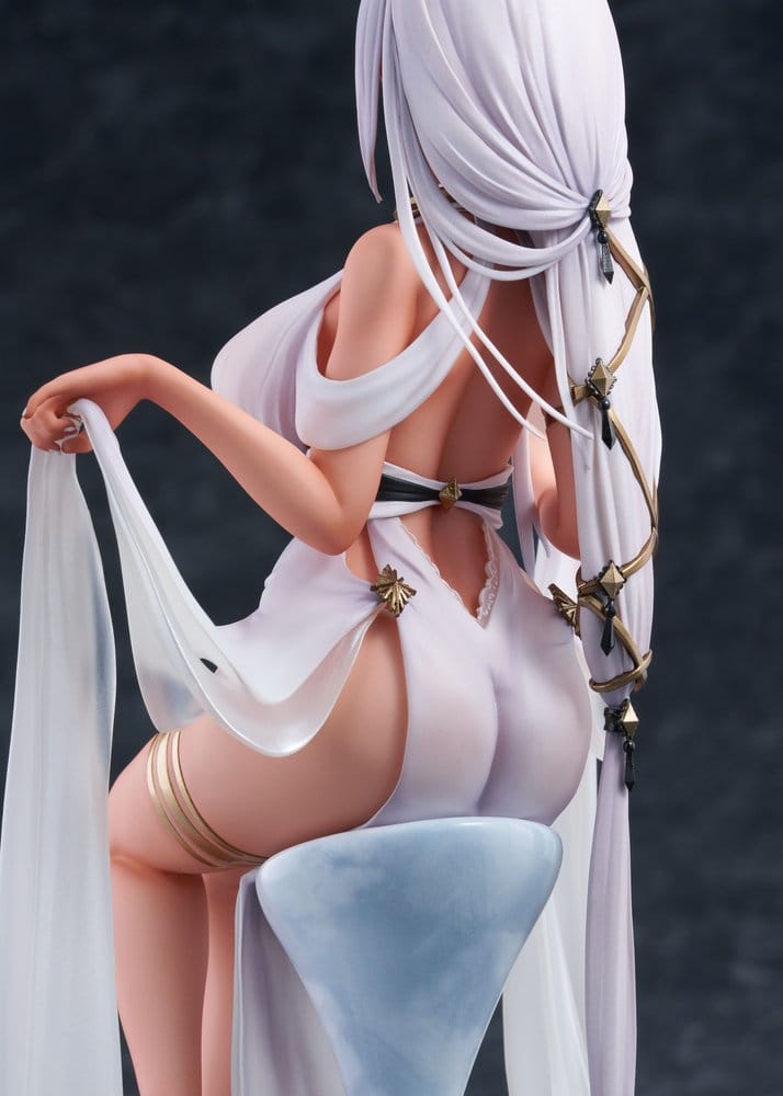 PREORDINE+ CHIUSO 04/2027 (NON CANCELLABILE) Azur Lane PVC Figure 1/7 Massachusetts - Dressed to Impress - AmiAmi Limited Edition 23 cm