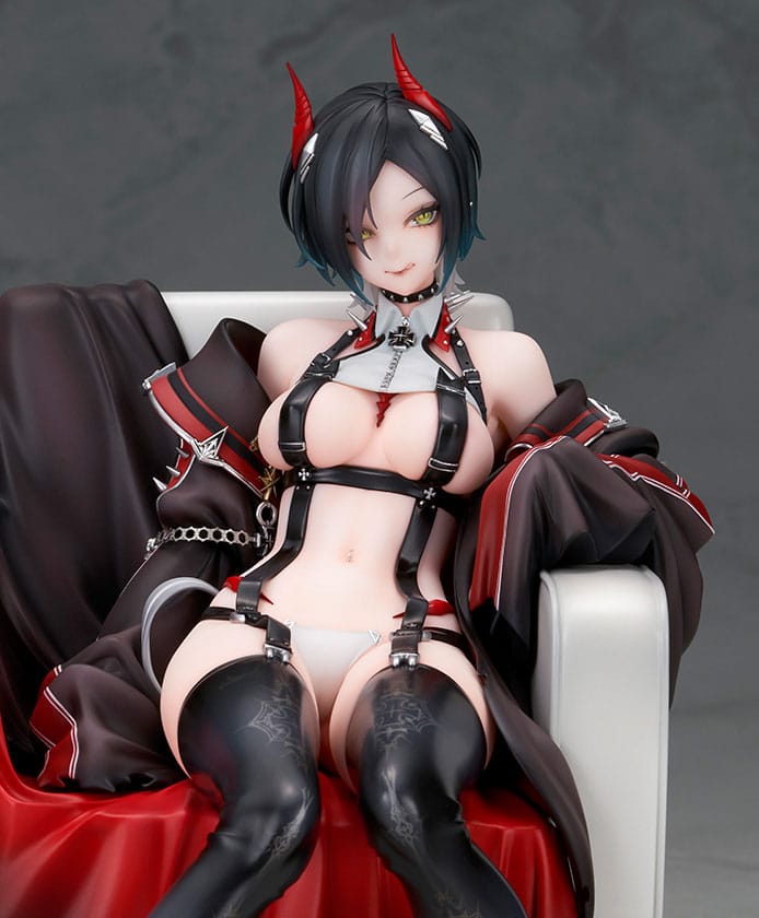 PREORDINE 08/2025 Azur Lane Statue Ulrich von Hutten AmiAmi Exclusive 20 cm (PREORDINE NON CANCELLABILE)