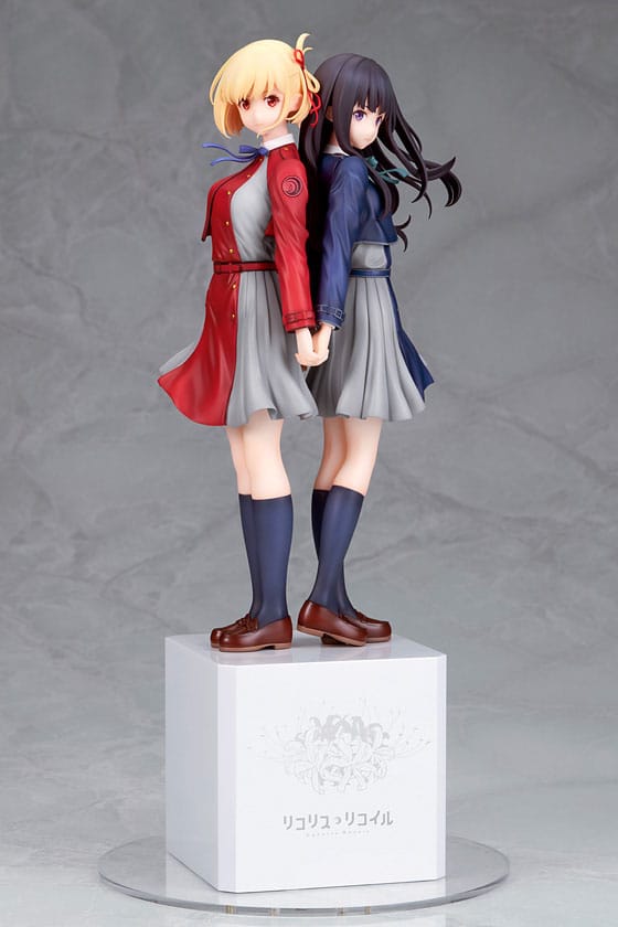 PREORDINE 04/2026 Lycoris Recoil PVC Statue 1/8 Chisato Nishikigi & Takina Inoue 30 cm (PREORDINE NON CANCELLABILE)
