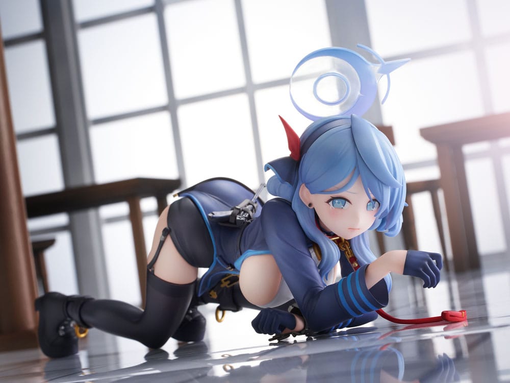 SU ORDINAZIONE Blue Archive PVC Statue 1/7 Ako Memorial Lobby Ver. 23 cm