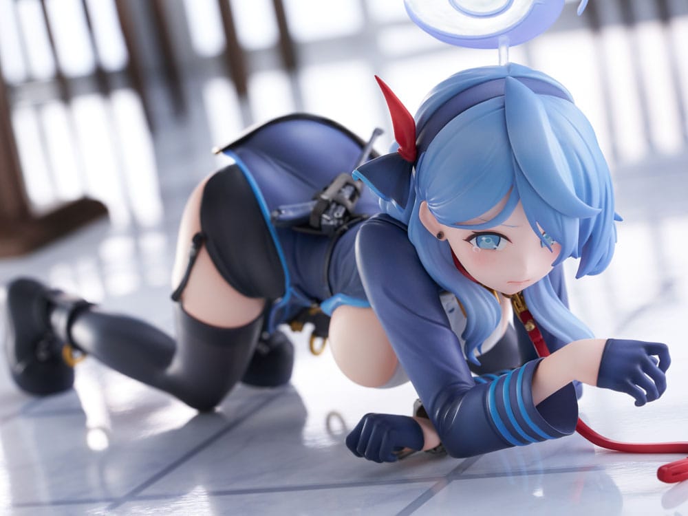 SU ORDINAZIONE Blue Archive PVC Statue 1/7 Ako Memorial Lobby Ver. 23 cm
