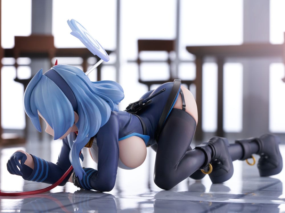 SU ORDINAZIONE Blue Archive PVC Statue 1/7 Ako Memorial Lobby Ver. 23 cm