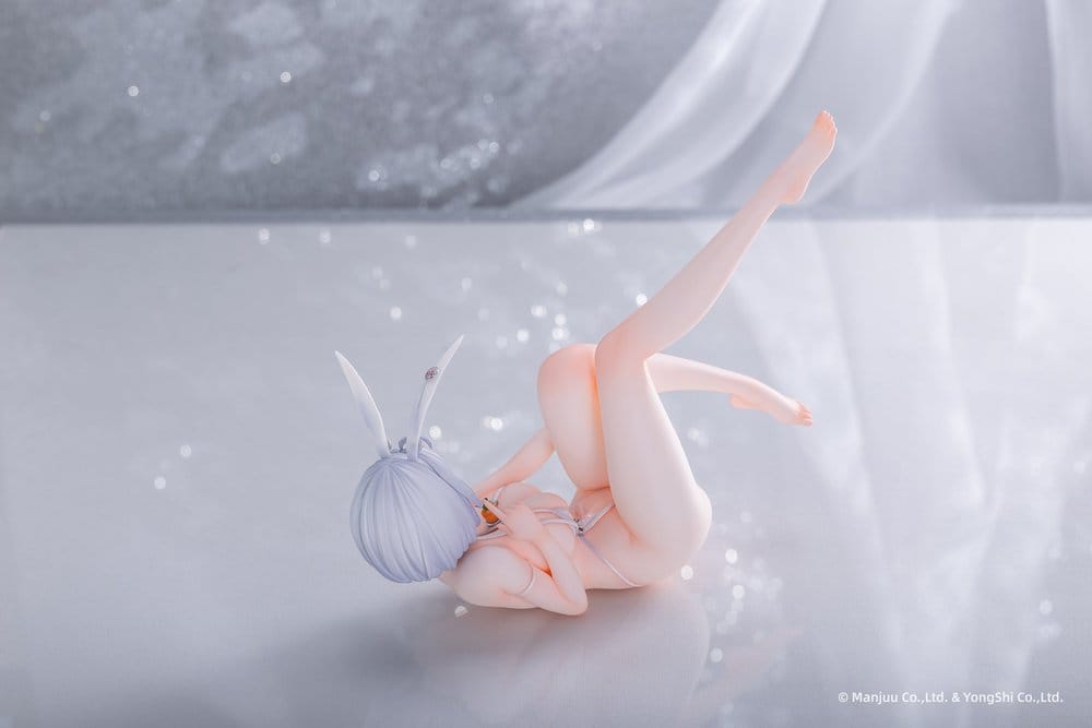 PREORDINE+ 10/2027 Azur Lane PVC Figure 1/6 Sirius Rabbit of Paradise Ver. 27 cm