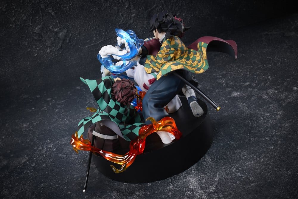 PREORDINE+ 07/2027 Demon Slayer: Kimetsu no Yaiba PVC Figure Tanjiro Kamado & Giyu Tomioka & Akaza 13 cm