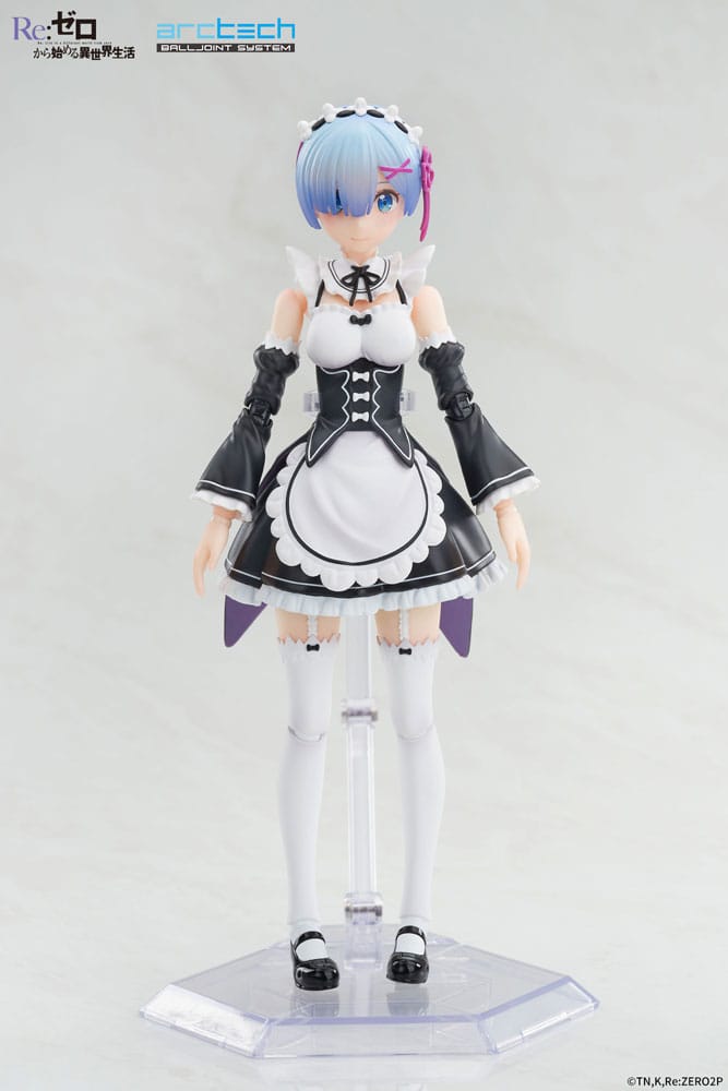 PREORDINE CHIUSO 12/2025 Re:Zero Starting Life in Another World Arctech Posable Series Action Figure 1/8 Rem 20 cm (PREORDINE NON CANCELLABILE)