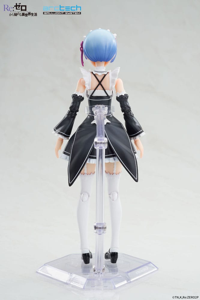 PREORDINE CHIUSO 12/2025 Re:Zero Starting Life in Another World Arctech Posable Series Action Figure 1/8 Rem 20 cm (PREORDINE NON CANCELLABILE)