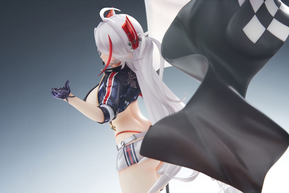 PREORDINE ESAURITO Azur Lane PVC Statue 1/7 Prinz Eugen Final Lap Ver. 30 cm