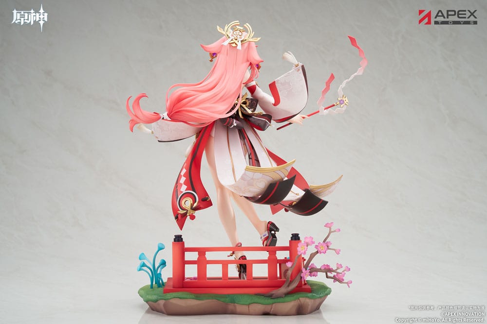 PREORDINE 08/2026 Genshin Impact PVC Statue 1/7 Yae Miko Astute Amusement Ver. 28 cm (PREORDINE NON CANCELLABILE)