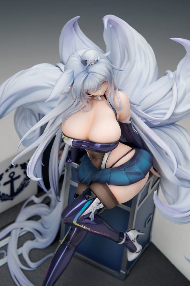 PREORDINE+ 04/2027 (NON CANCELLABILE) Azur Lane PVC Figure 1/7 Shinano Moonlit Chrome Ver. 25 cm