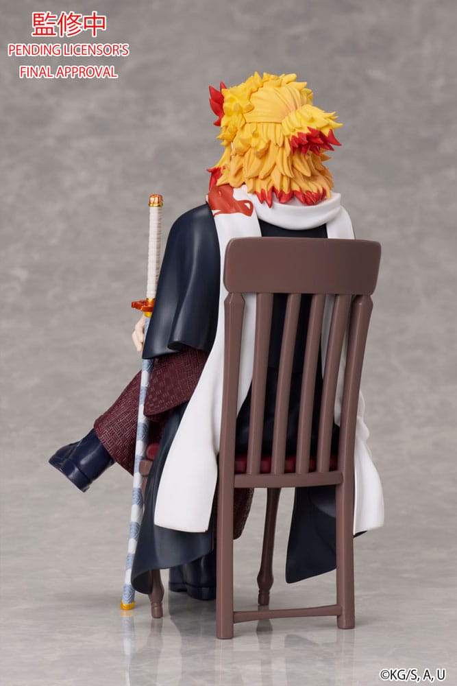 SU ORDINAZIONE Demon Slayer: Kimetsu no Yaiba Statue Kyojuro Rengoku 16 cm