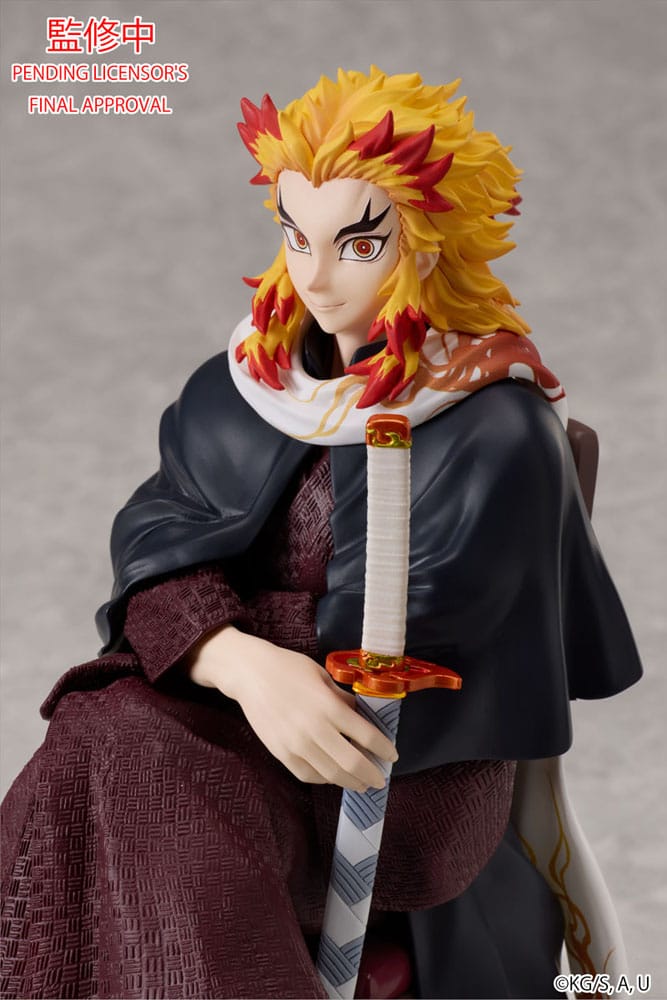 SU ORDINAZIONE Demon Slayer: Kimetsu no Yaiba Statue Kyojuro Rengoku 16 cm