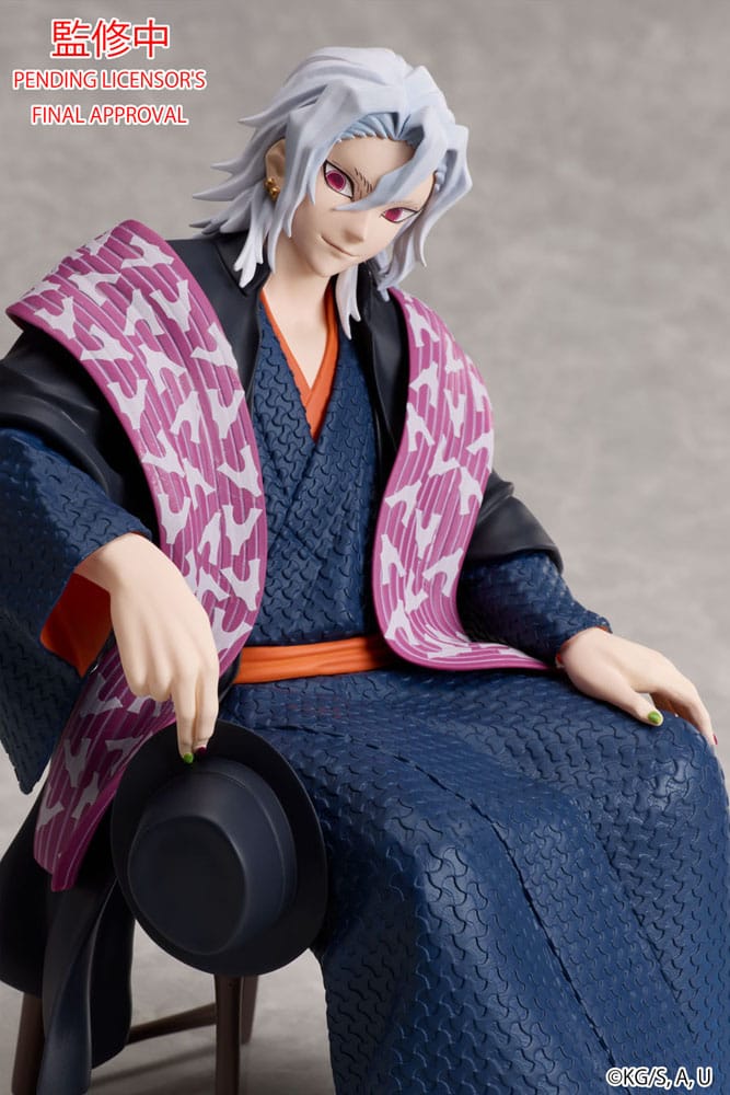 SU ORDINAZIONE Demon Slayer: Kimetsu no Yaiba Statue Tengen Uzui 17 cm