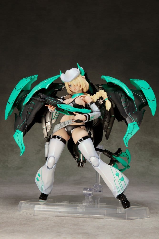 PREORDINE+ 05/2027 Original Character Plastic Model Kit AlienDress Quatre 16 cm