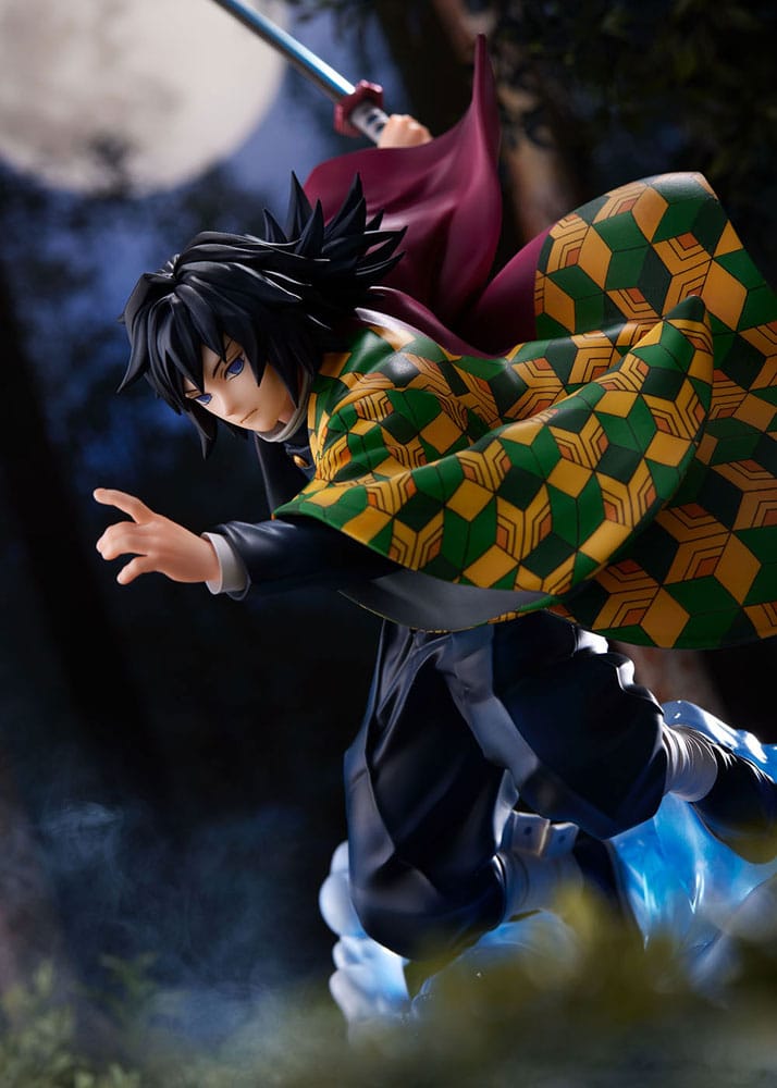 PREORDINE ESAURITO  Demon Slayer: Kimetsu no Yaiba Statue 1/8 Giyu Tomioka 27 cm