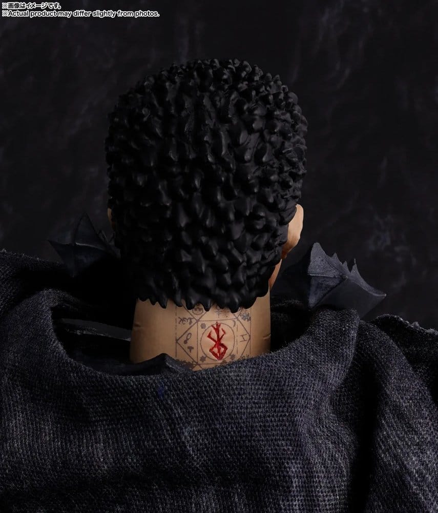 PREORDINE+ 04/2027 Berserk S.H.Figuarts Action Figure Guts (Berserker Armor) 16 cm