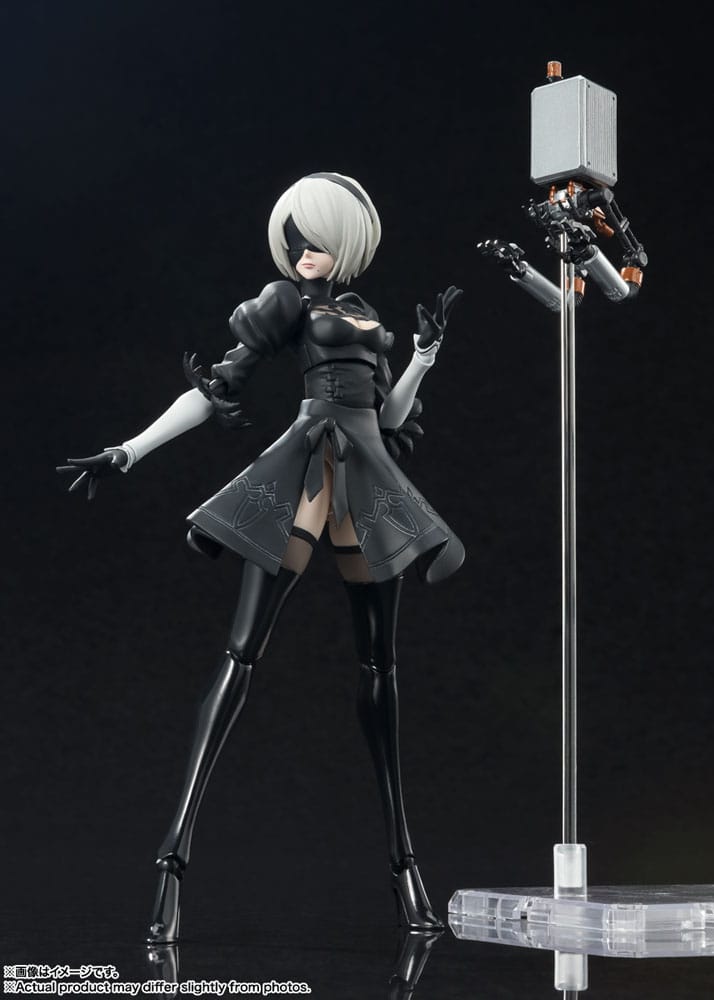 PREORDINE ESAURITO  NieR: Automata S.H. Figuarts Action Figure 2B 15 cm