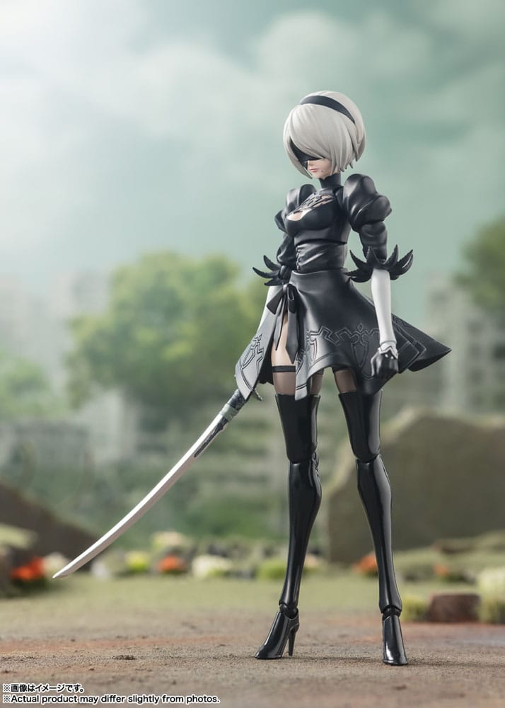 PREORDINE ESAURITO  NieR: Automata S.H. Figuarts Action Figure 2B 15 cm