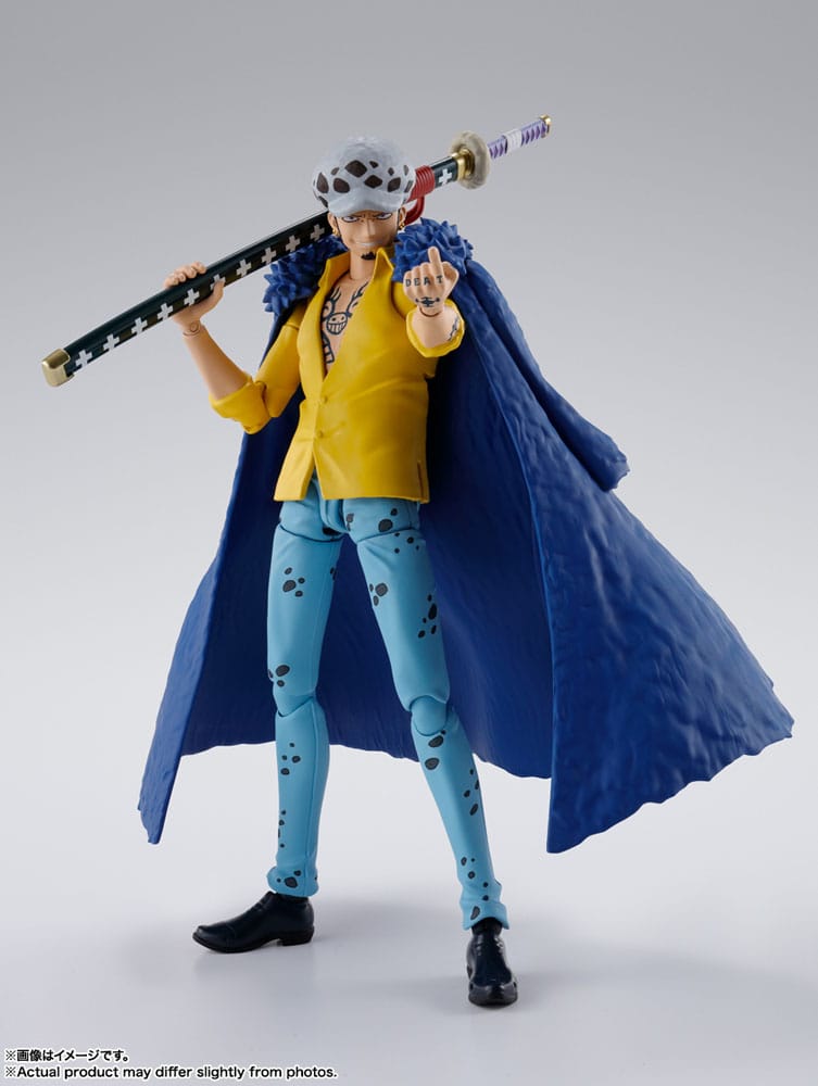 PREORDINE ESAURITO One Piece S.H. Figuarts Action Figure Trafalgar Law -The Raid on Onigashima- 16 cm