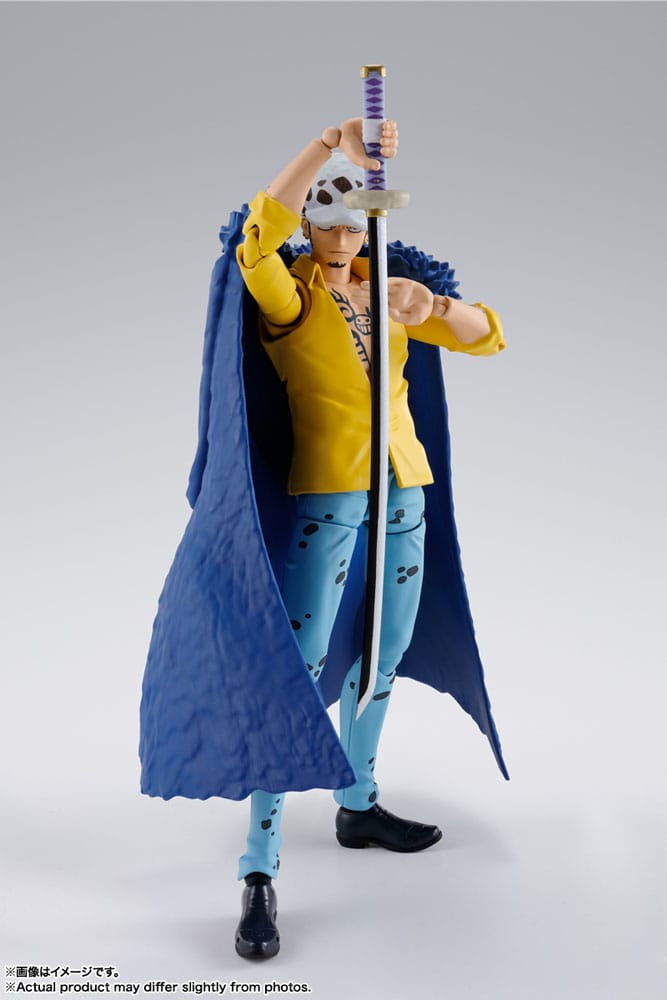 PREORDINE ESAURITO One Piece S.H. Figuarts Action Figure Trafalgar Law -The Raid on Onigashima- 16 cm