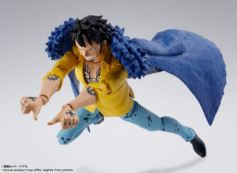 PREORDINE ESAURITO One Piece S.H. Figuarts Action Figure Trafalgar Law -The Raid on Onigashima- 16 cm
