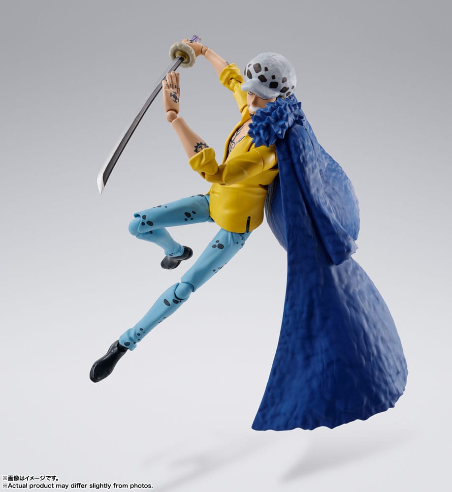PREORDINE ESAURITO One Piece S.H. Figuarts Action Figure Trafalgar Law -The Raid on Onigashima- 16 cm