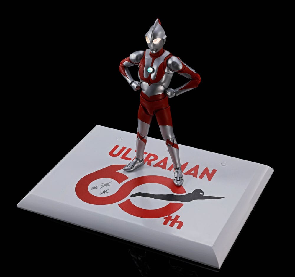 SU ORDINAZIONE Ultraman Series S.H.Figuarts Action Figure Ultraman 60th anniversary Edition 15 cm     