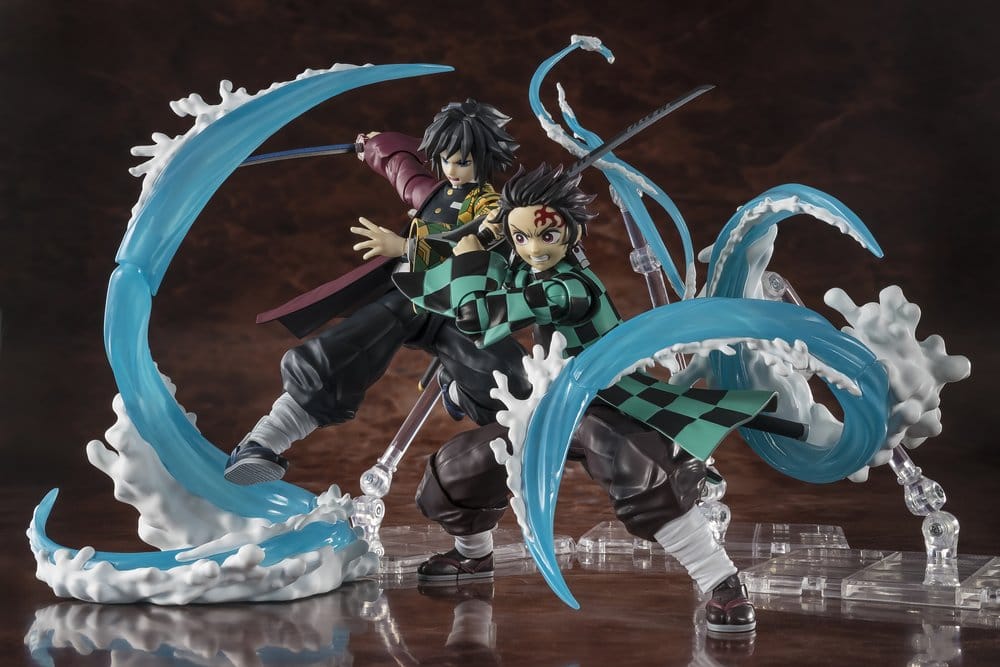PREORDINE+ 01/2027 Demon Slayer: Kimetsu no Yaiba S.H. Figuarts Accessory Set Tanjiro Kamado & Giyu Tomioka Water Breathing Option Parts Set