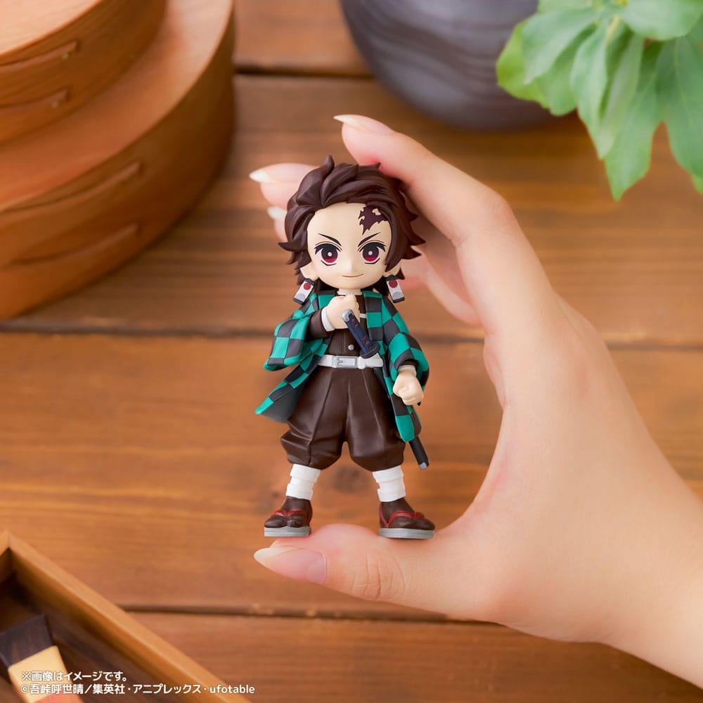 SU ORDINAZIONE Demon Slayer: Kimetsu no Yaiba PalVerse PVC Figures 9 cm Assortment (6)